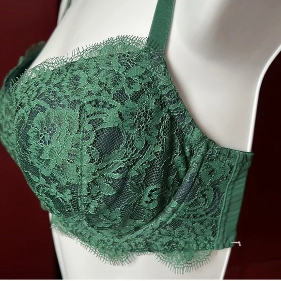 Victoria’s Secret Dream Angels Demi Lot (2) Lace Buste Underwire Bras 32DD - Picture 3 of 8